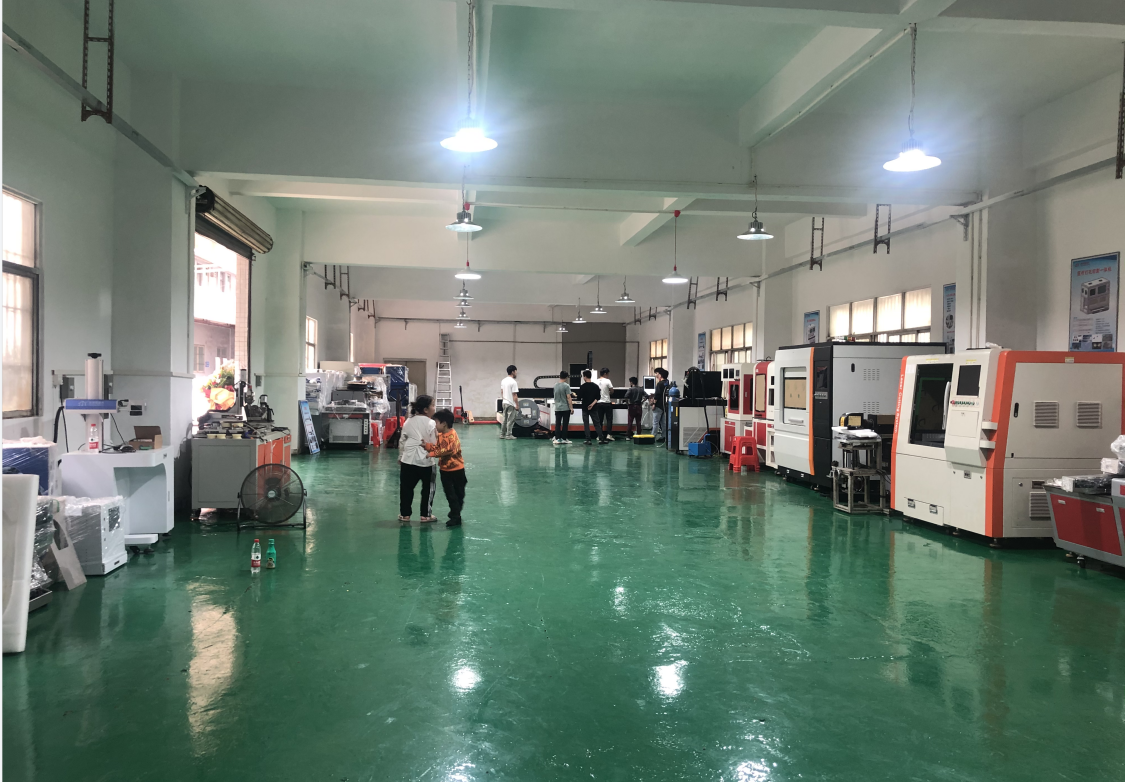 家家用激光设备东莞工厂一角.png