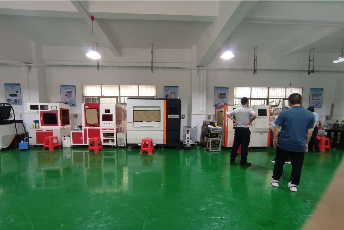 家家用激光设备东莞工厂一角.png